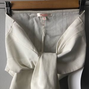 Trezzi collection offwhite wrap around top size small